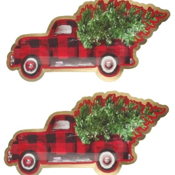 New 32 pc Holiday Buffalo Check Paper Plate Set - Picture 2 of 6